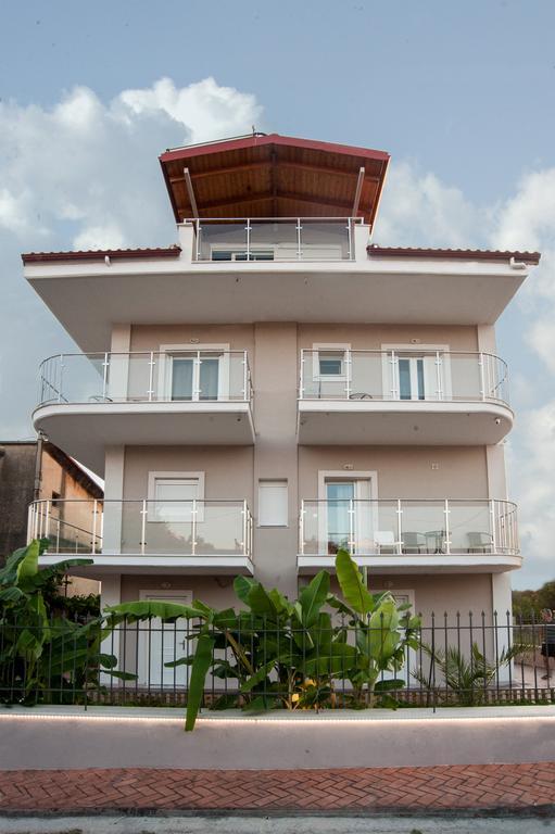 Vanessa'S Rooms & Apartments Kanali  Bagian luar foto
